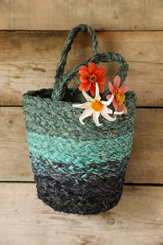 Raffia Bucket Bag Making Kit - Mindful, Sustainable Crafting
